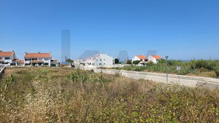 Land for sale in Mafra, Portugal — €229,000