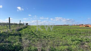 Land for sale in Reguengos de Monsaraz, Portugal — €45,000