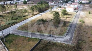 Land for sale in Coruche, Portugal — €104,000