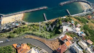 Land for sale in Calheta (Madeira), Portugal — €255,000
