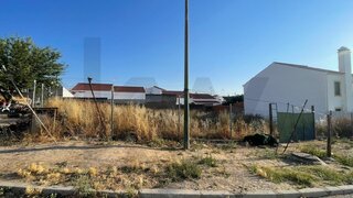 Land for sale in Moura, Portugal — €82,000