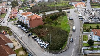 Land for sale in Santa Maria da Feira, Portugal — €346,125