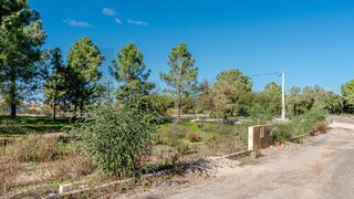 Land for sale in Barreiro, Portugal — €195,000