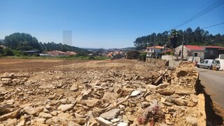 Land for sale in Santa Maria da Feira, Portugal — €435,000