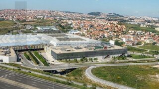 Land for sale in Amadora, Portugal — €295,000