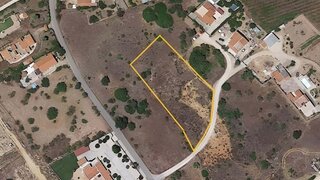 Land for sale in Silves, Portugal — €330,000