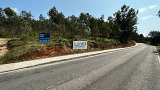 Terreno de 12 230 m² em Leiria