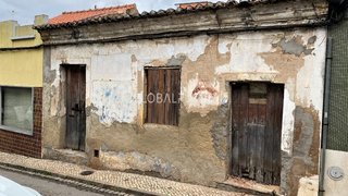 Land for sale in Portimão, Portugal — €165,000