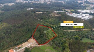 Land for sale in Santa Maria da Feira, Portugal — €35,000