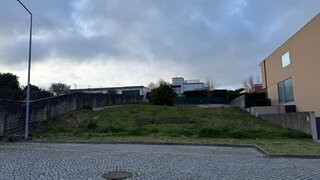 Land for sale in Maia, Portugal — €187,500