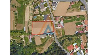 Land for sale in Santa Maria da Feira, Portugal — €130,000