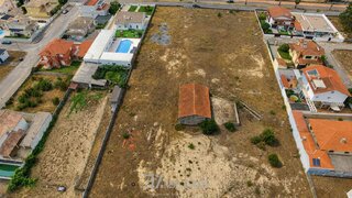 Land for sale in Oliveira de Azeméis, Portugal — €650,000