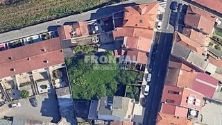 Terreno em Matosinhos · 715 m² · 2 350 000 €
