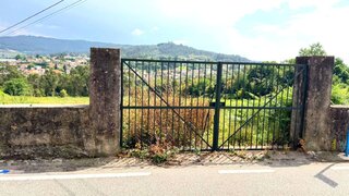 Land for sale in Santo Tirso, Portugal — €398,000