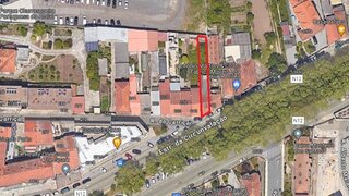 Terreno de 230 m² em Porto