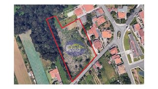 Land for sale in Santa Maria da Feira, Portugal — €270,000