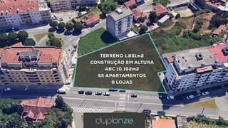 Land for sale in São João da Madeira, Portugal — €780,000