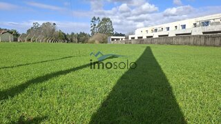 Land for sale in Oliveira de Azeméis, Portugal — €60,000