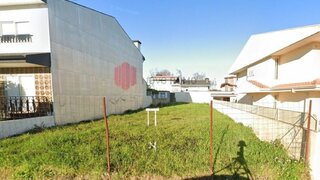 Land for sale in Maia, Portugal — €125,000