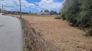 Terreno em Aveiro · 2400 m² · 180 000 €
