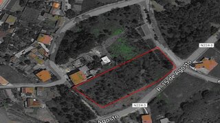 Land for sale in Oliveira de Azeméis, Portugal — €76,500