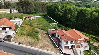 Land for sale in Felgueiras, Portugal — €299,000