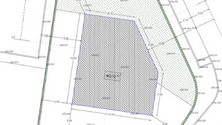 Land for sale in Oliveira de Azeméis, Portugal — €100,000