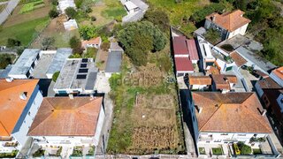Land for sale in Vila Nova de Gaia, Portugal — €195,000