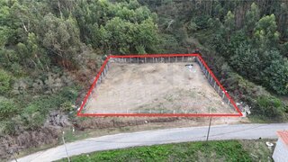Terreno para venda em Felgueiras, Portugal — 45 000 €