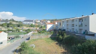 Land for sale in Marco de Canaveses, Portugal — €32,000