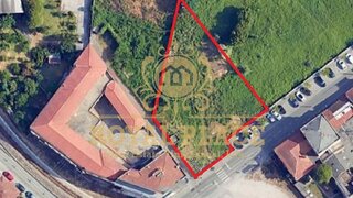 Land for sale in Santa Maria da Feira, Portugal — €330,000