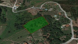 Land for sale in Póvoa de Lanhoso, Portugal — €30,000