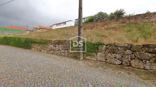Land for sale in Penafiel, Portugal — €75,000