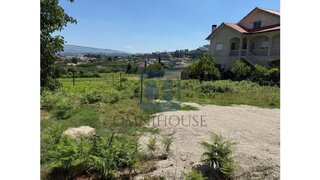 Land for sale in Amarante, Portugal — €185,000