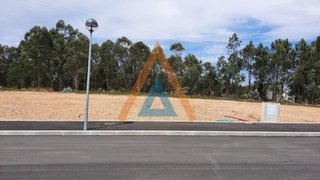 Land for sale in Santa Maria da Feira, Portugal — €65,000