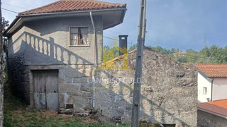 Land for sale in Vieira do Minho, Portugal — €79,900