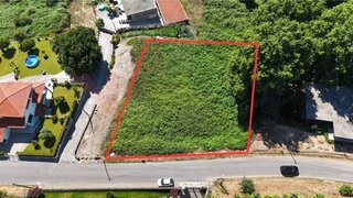 Land for sale in Felgueiras, Portugal — €120,000