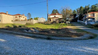 Terreno para venda em Amarante, Portugal — 45 000 €