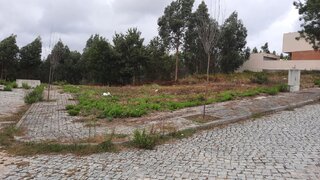 Terreno em Trofa · 370 m² · 78 000 €