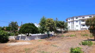 Land for sale in Felgueiras, Portugal — €199,900