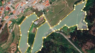 Land for sale in Paredes, Portugal — €285,000