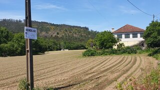 Land for sale in Barcelos, Portugal — €450,000