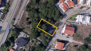 Terreno de 619 m² em Coimbra