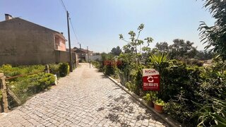 Land for sale in Paredes, Portugal — €52,500