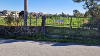 Terreno em Barcelos · 26 000 m² · 399 000 €