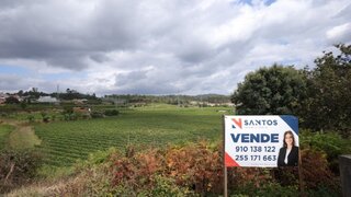 Land for sale in Felgueiras, Portugal — €66,500