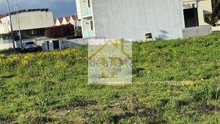 Terreno de 255 m² em Braga