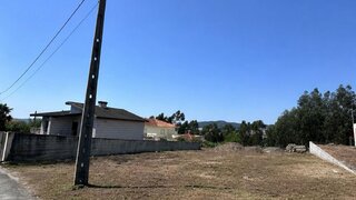 Land for sale in Santo Tirso, Portugal — €82,000