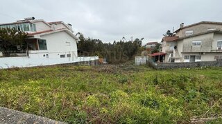 Terreno em Oliveira de Azeméis · 8956 m² · 100 000 €