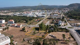 Land for sale in Vila Nova de Poiares, Portugal — €180,000